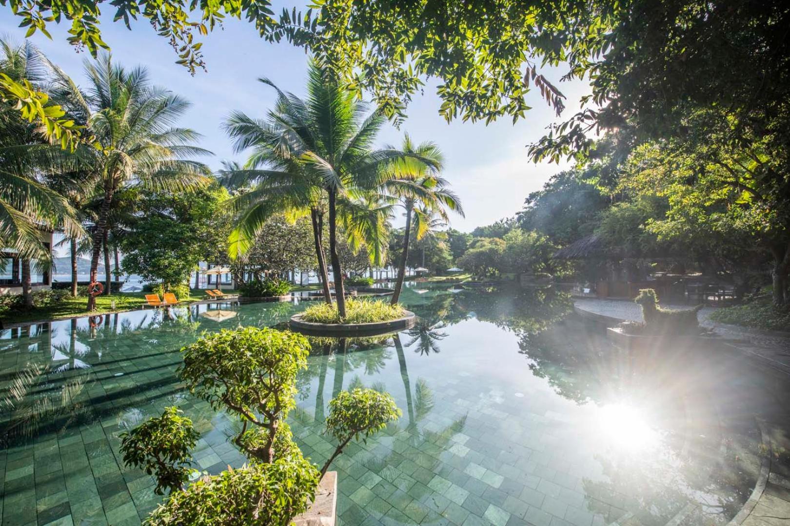 Merperle Hon Tam Resort